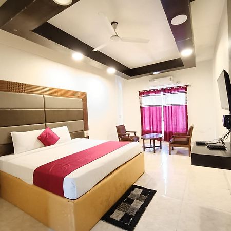 Hotel New Rajdarshan Madikeri Exterior foto