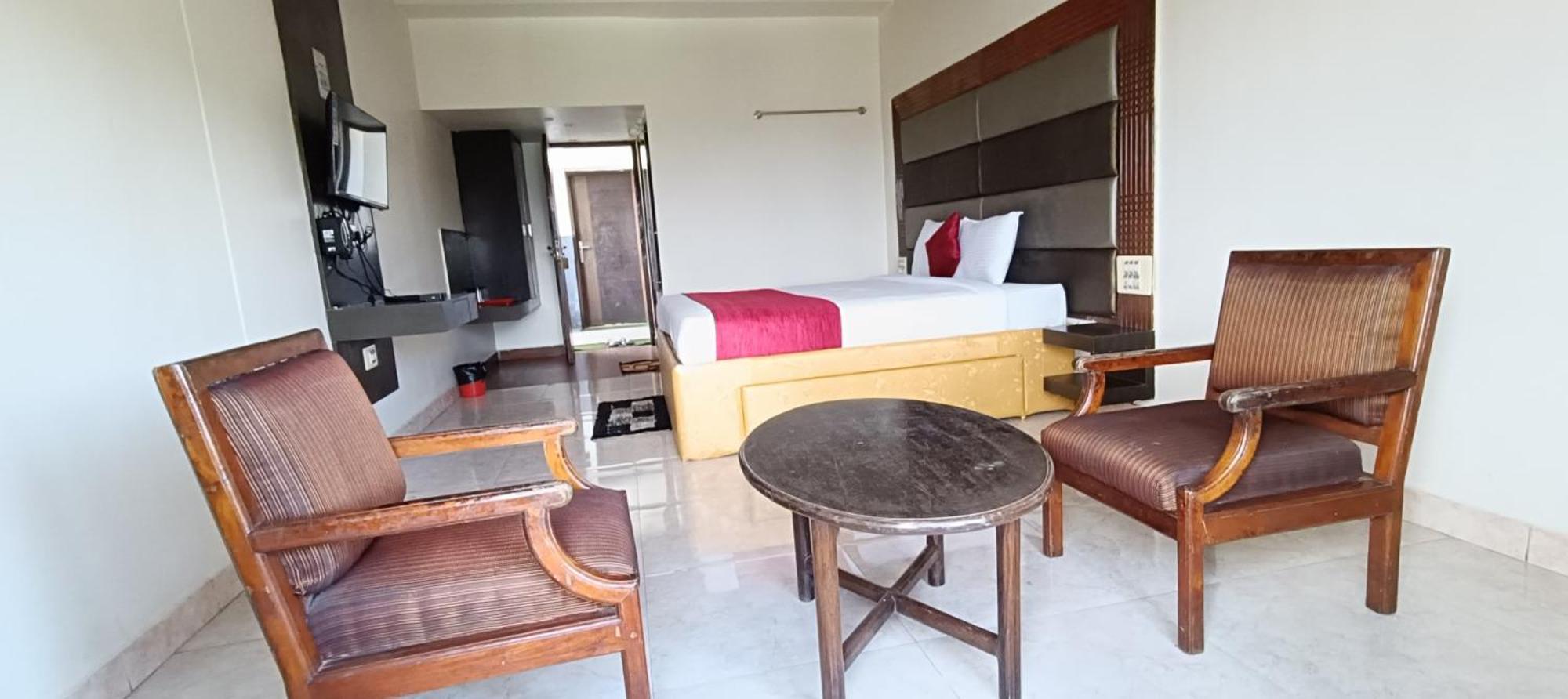 Hotel New Rajdarshan Madikeri Exterior foto