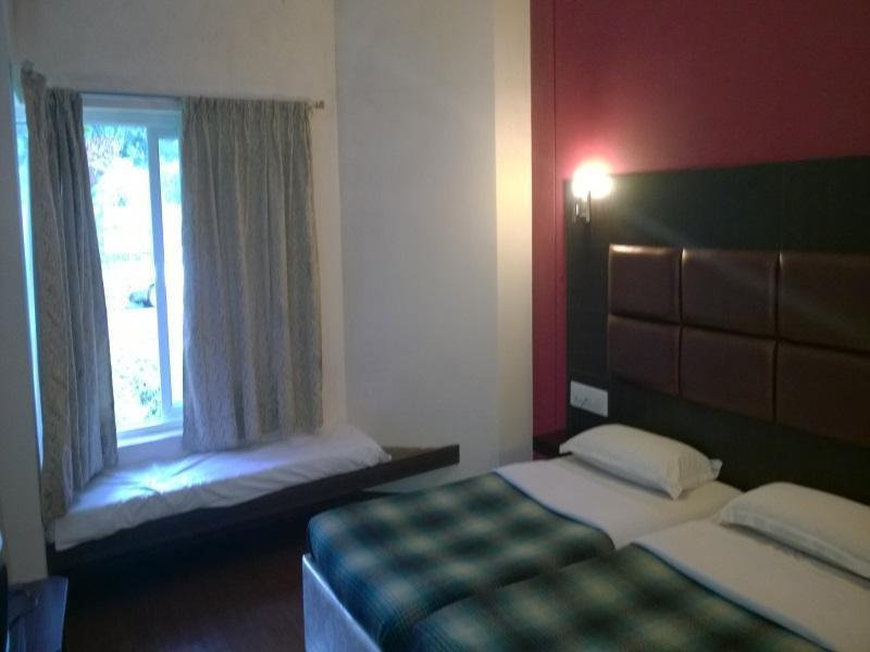 Hotel New Rajdarshan Madikeri Exterior foto